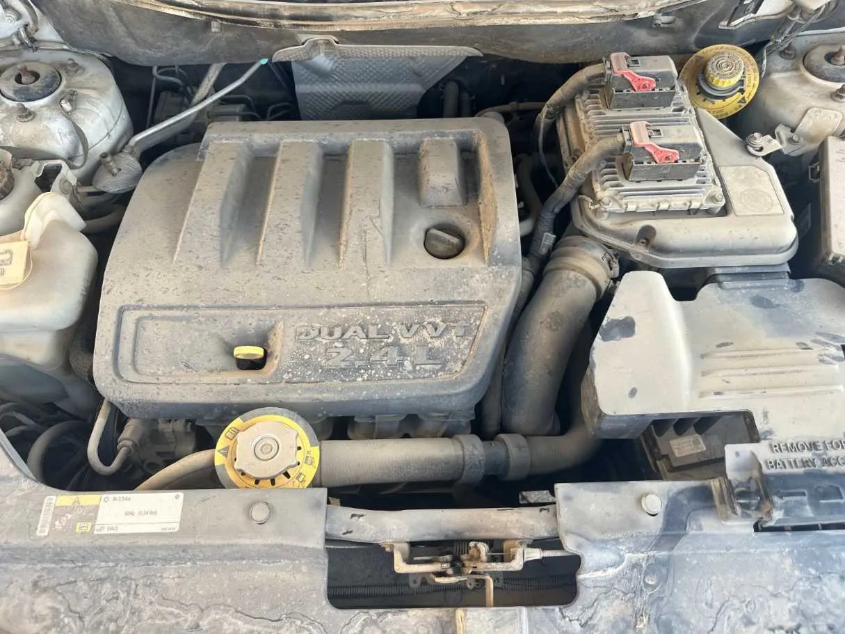 Car image 26