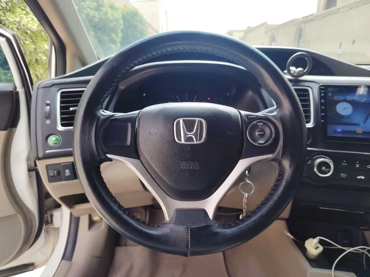 Car image 22