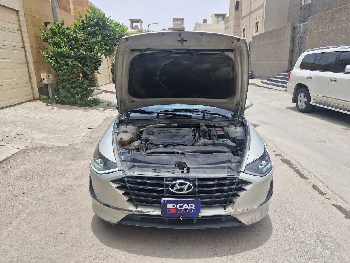 Car image 22