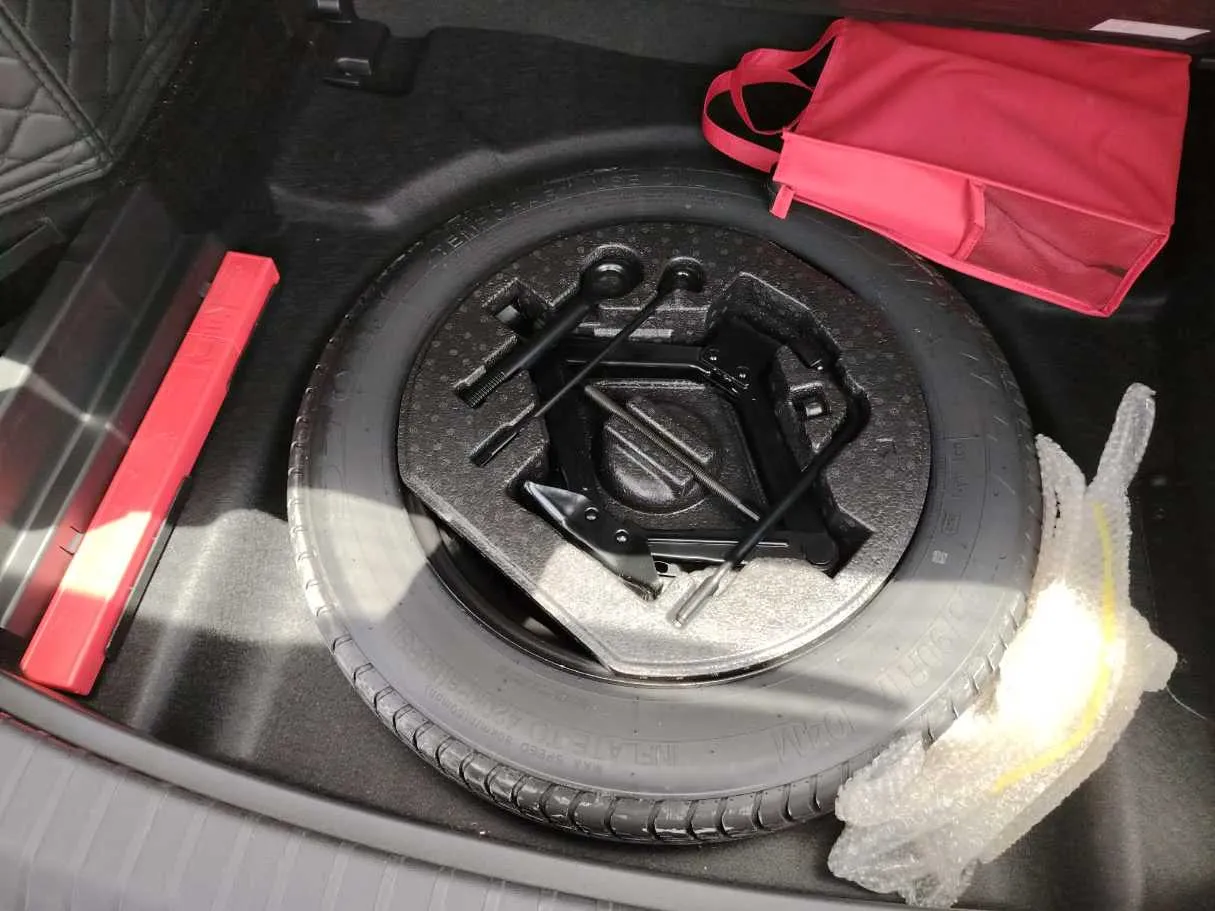 Car image 45