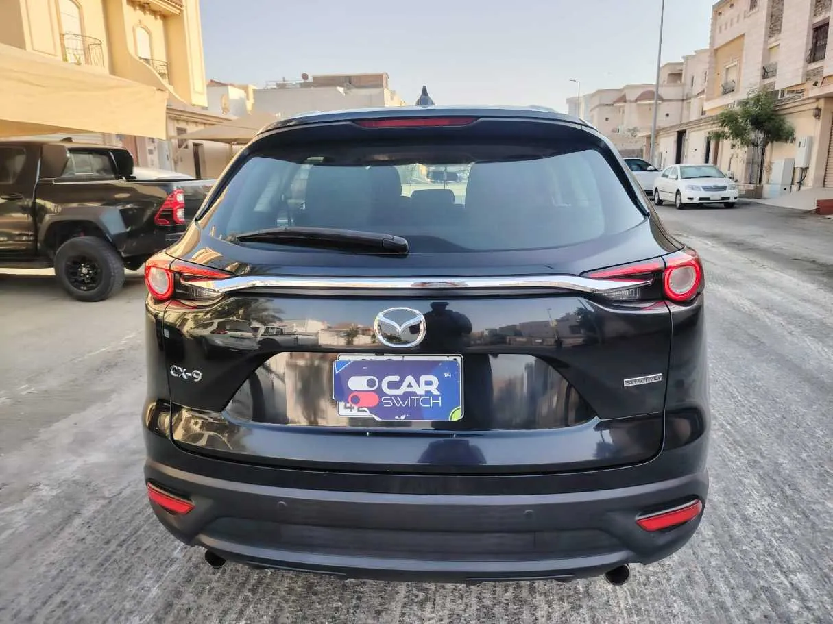 Car image 6