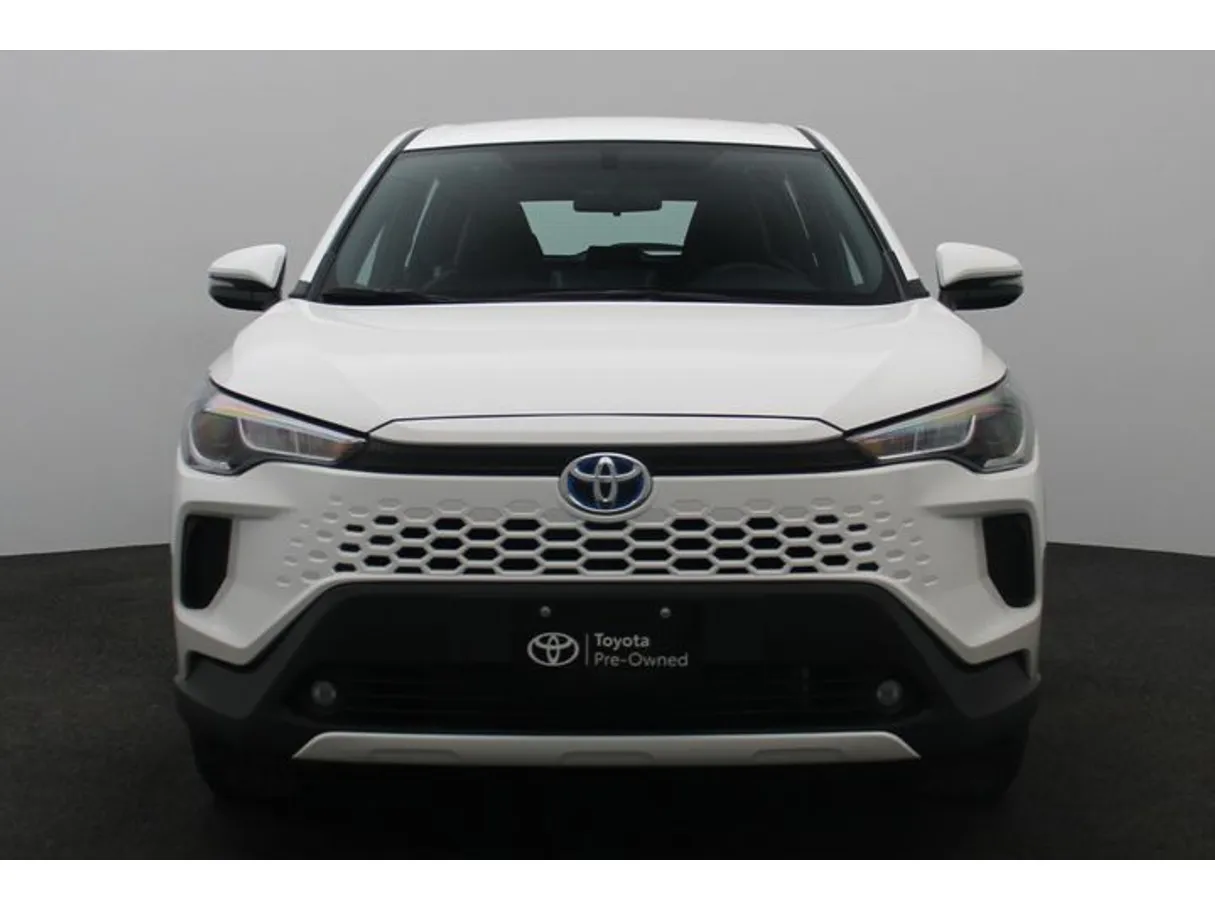 Car image 11