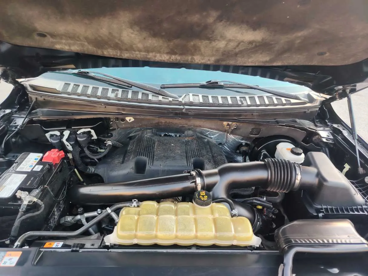 Car image 33