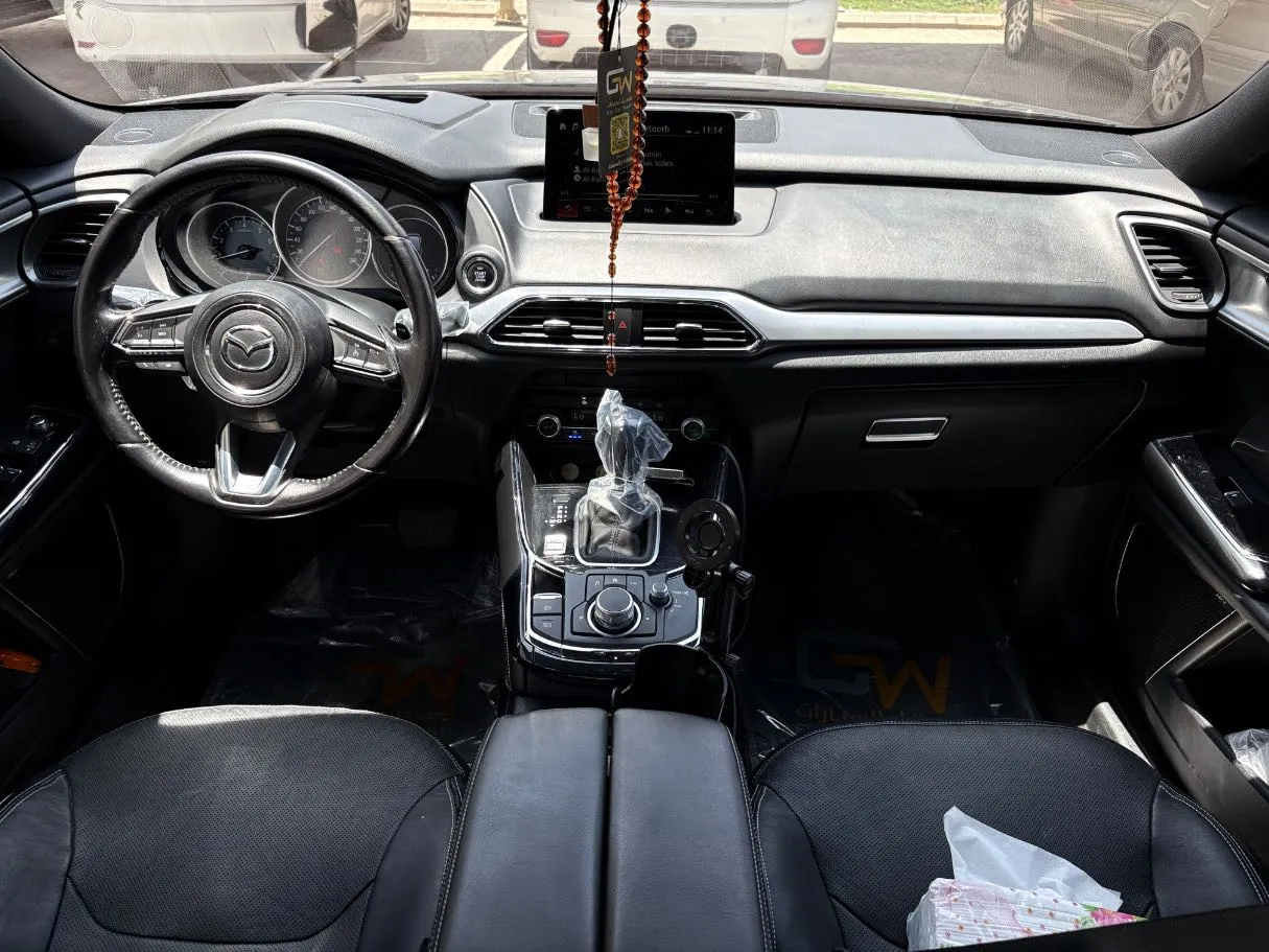 Car image 20