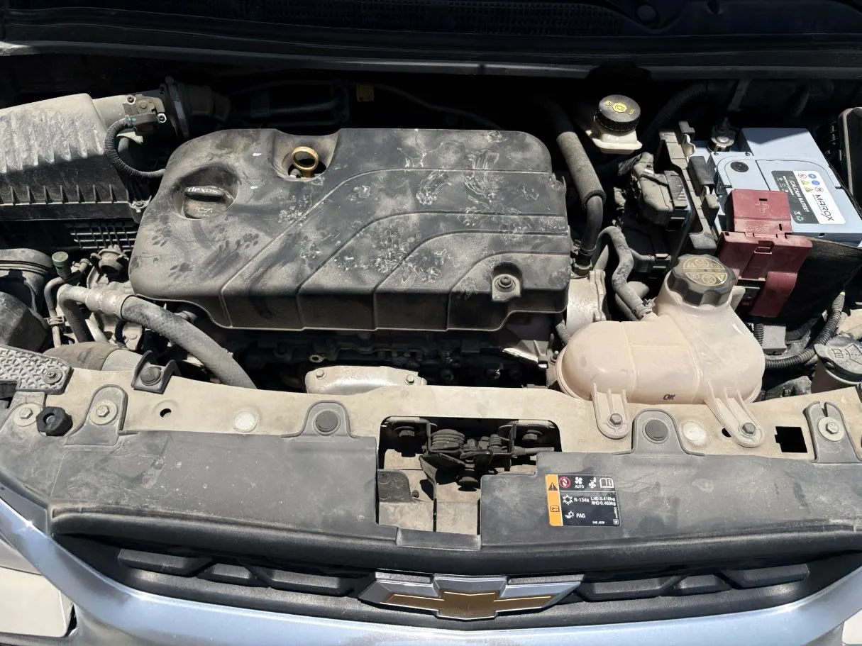 Car image 30