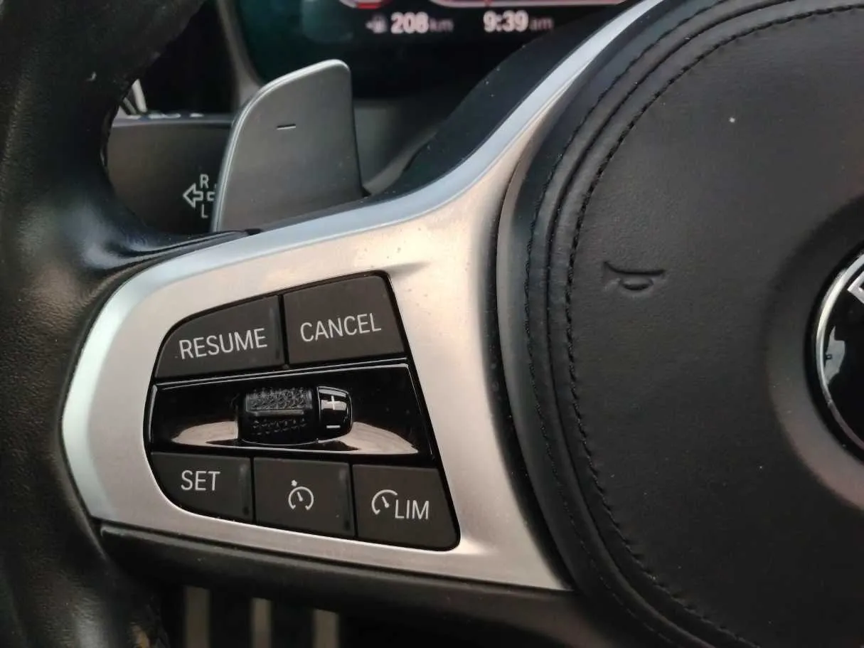 Car image 33