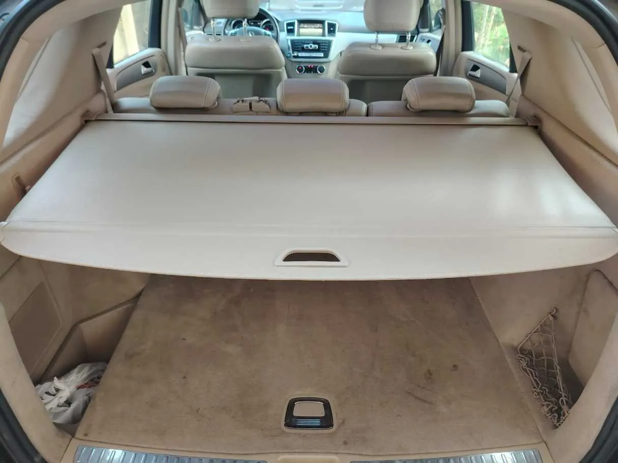 Car image 37