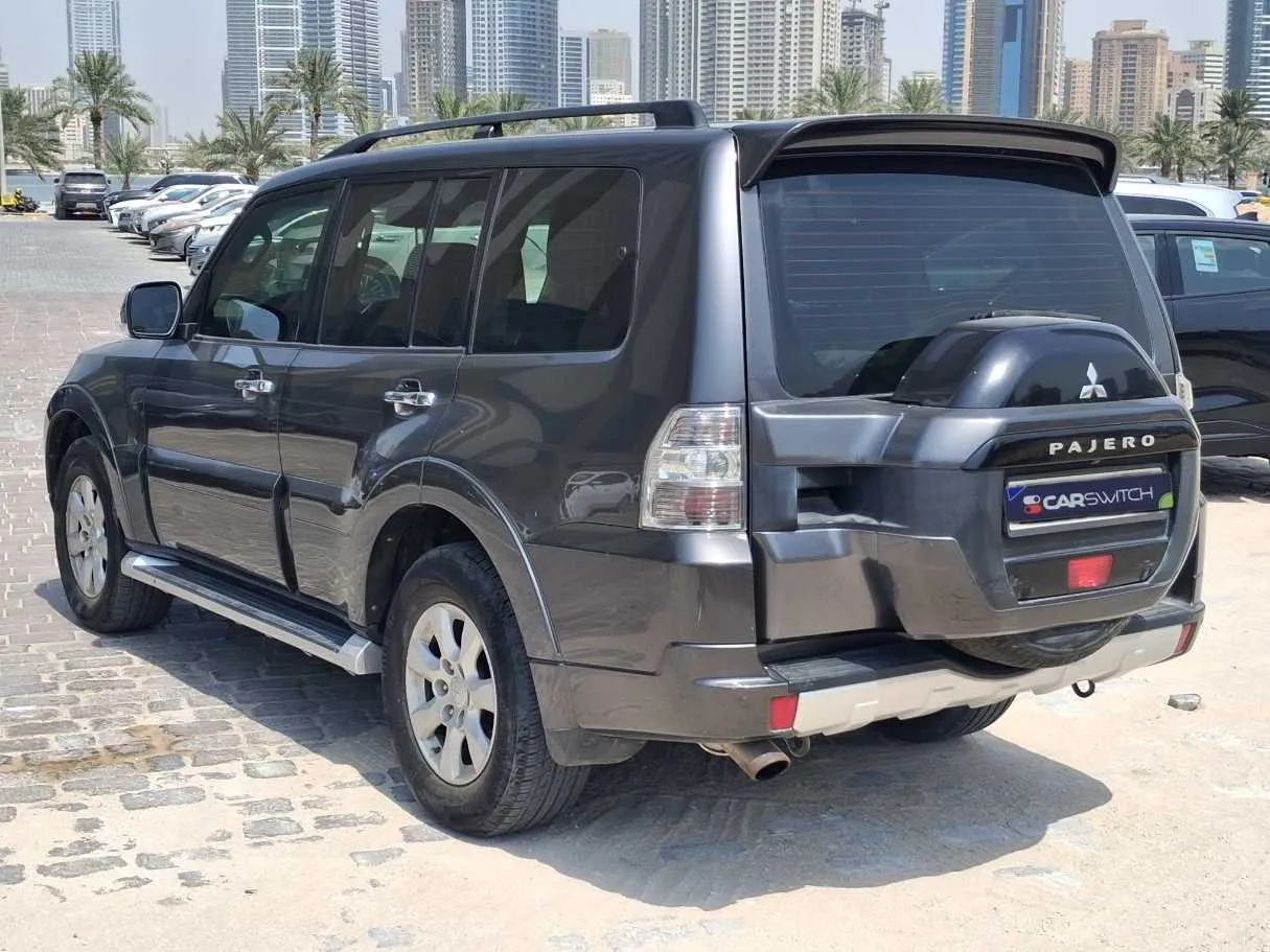 Car image 7