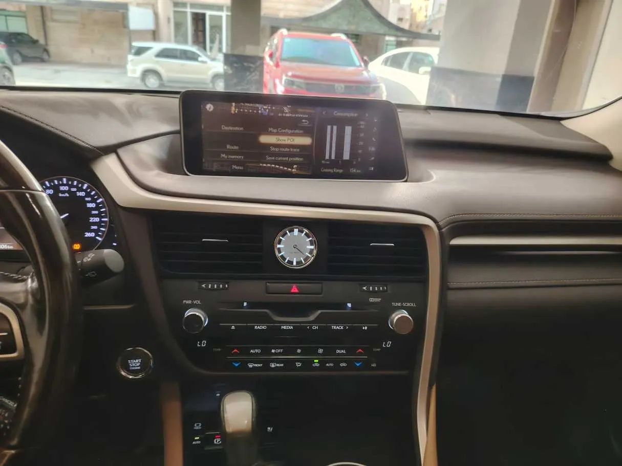 Car image 28