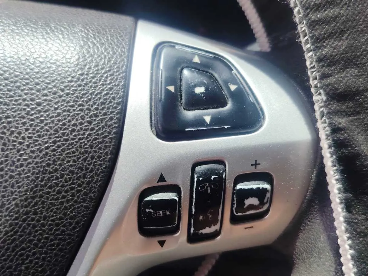 Car image 31