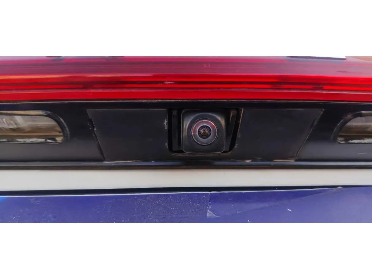 Car image 28