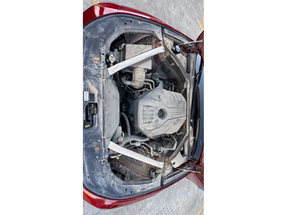 Car image 27