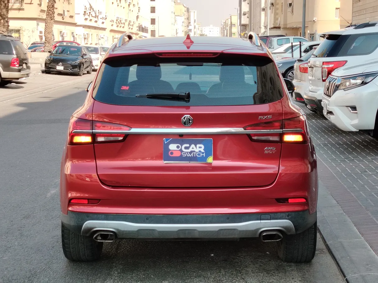 Car image 5