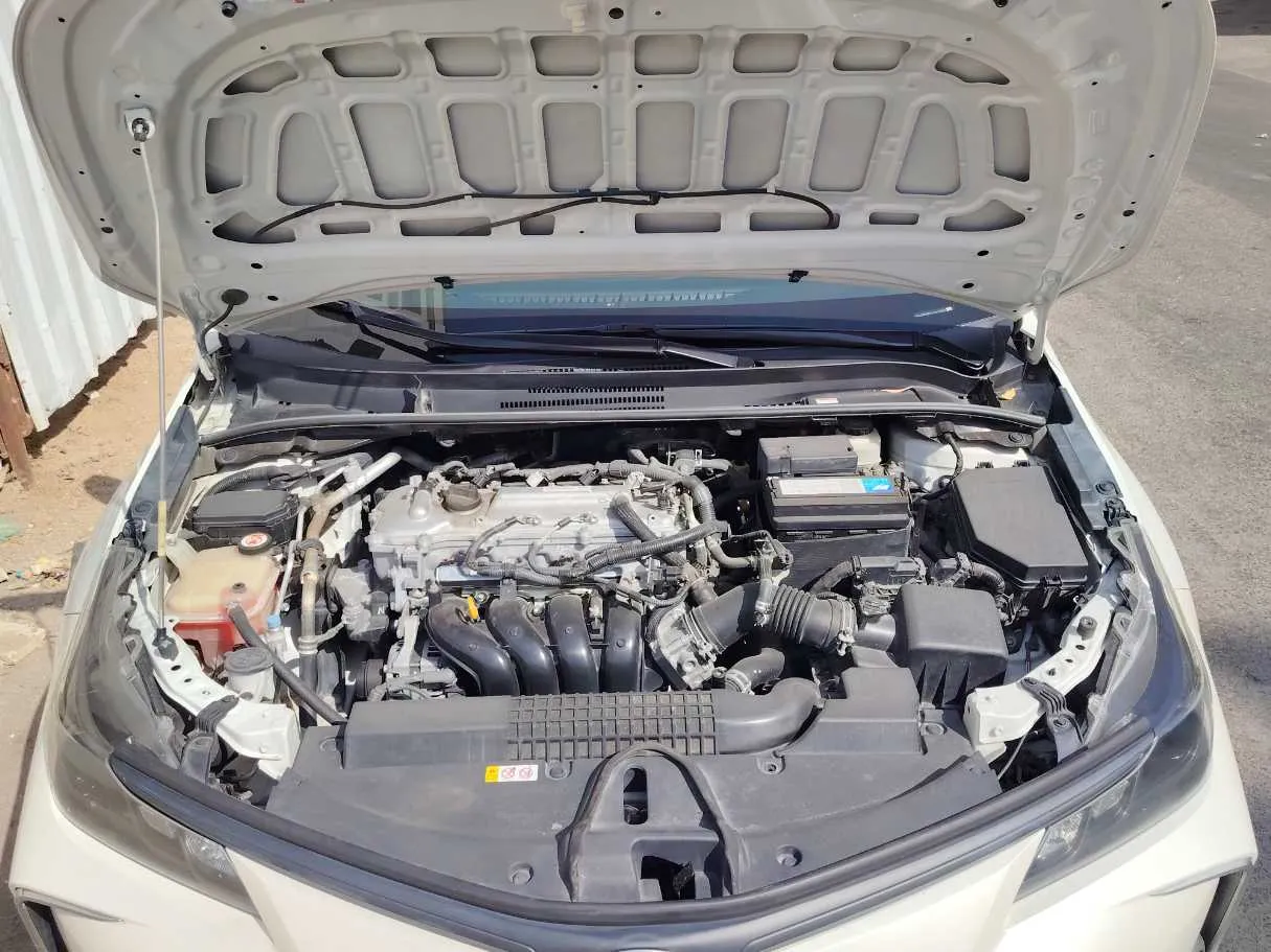 Car image 28