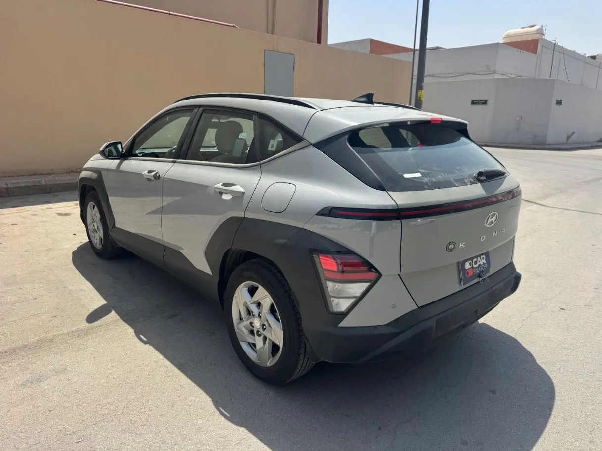 Car image 7
