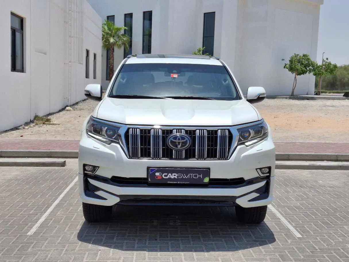Car image 2