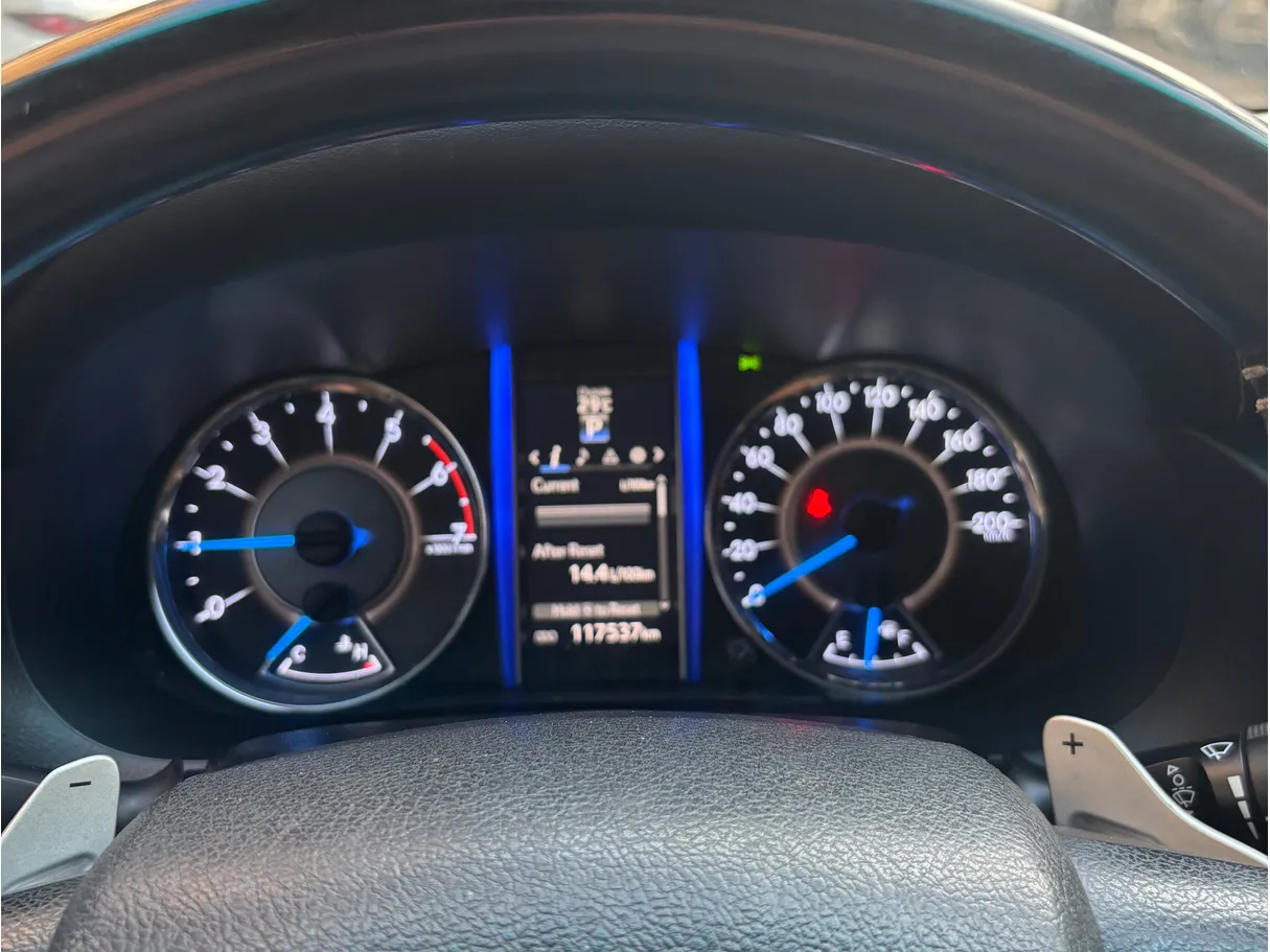 Car image 6