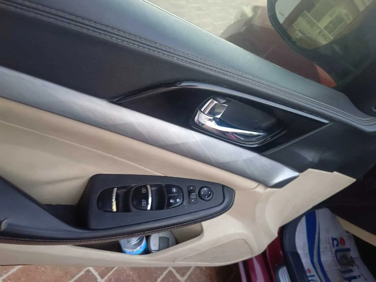 Car image 34