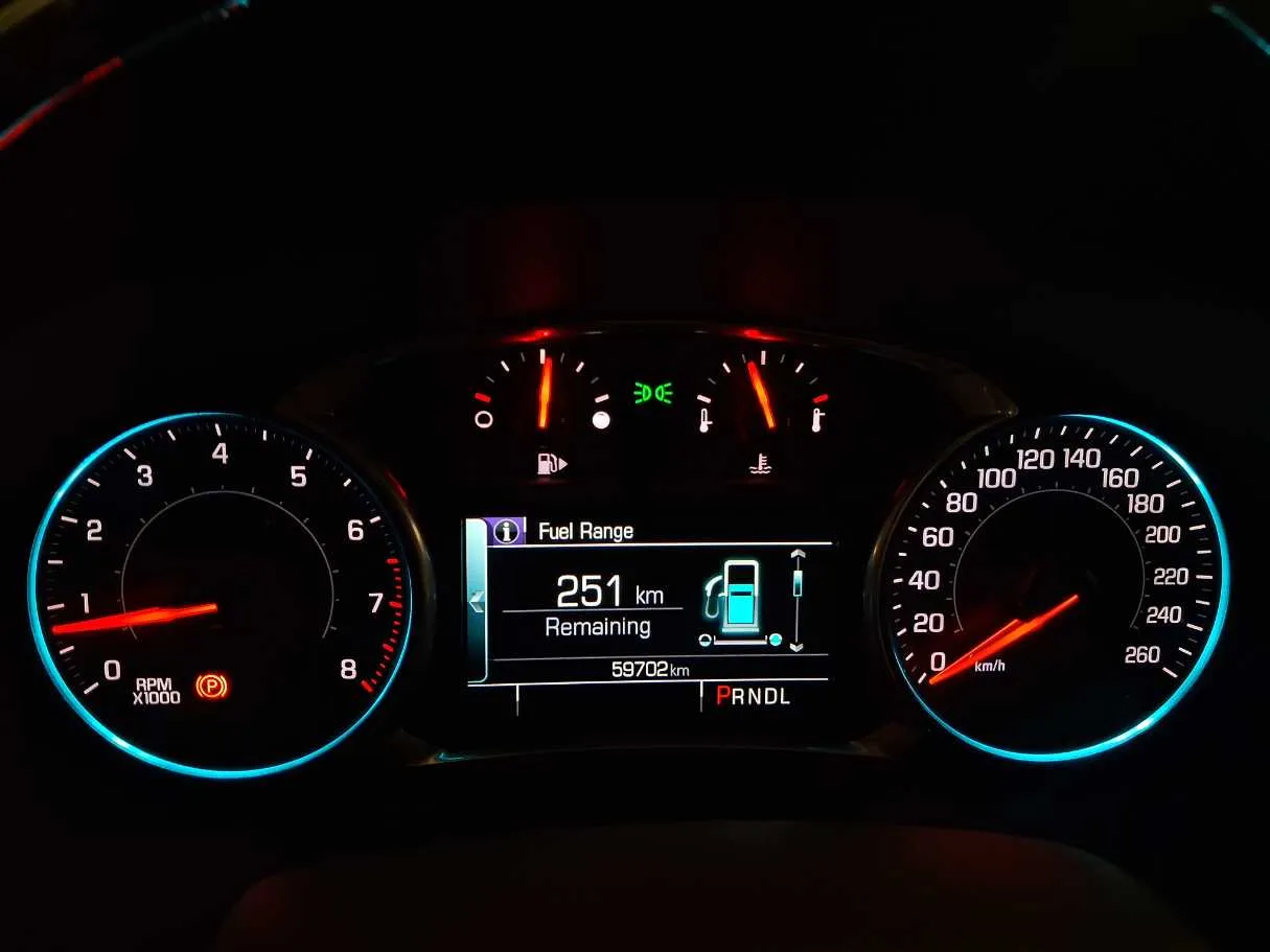 Car image 14