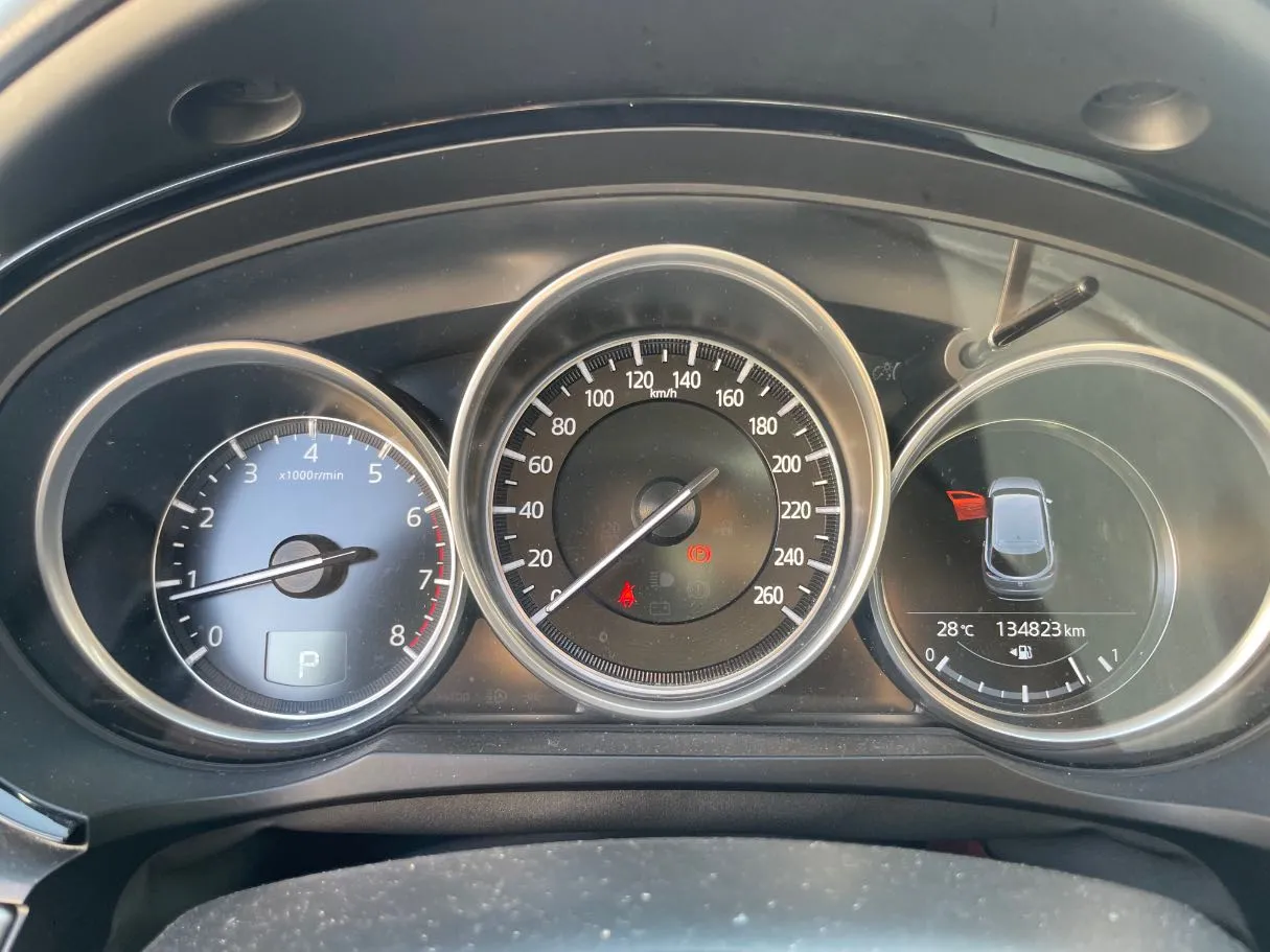 Car image 21