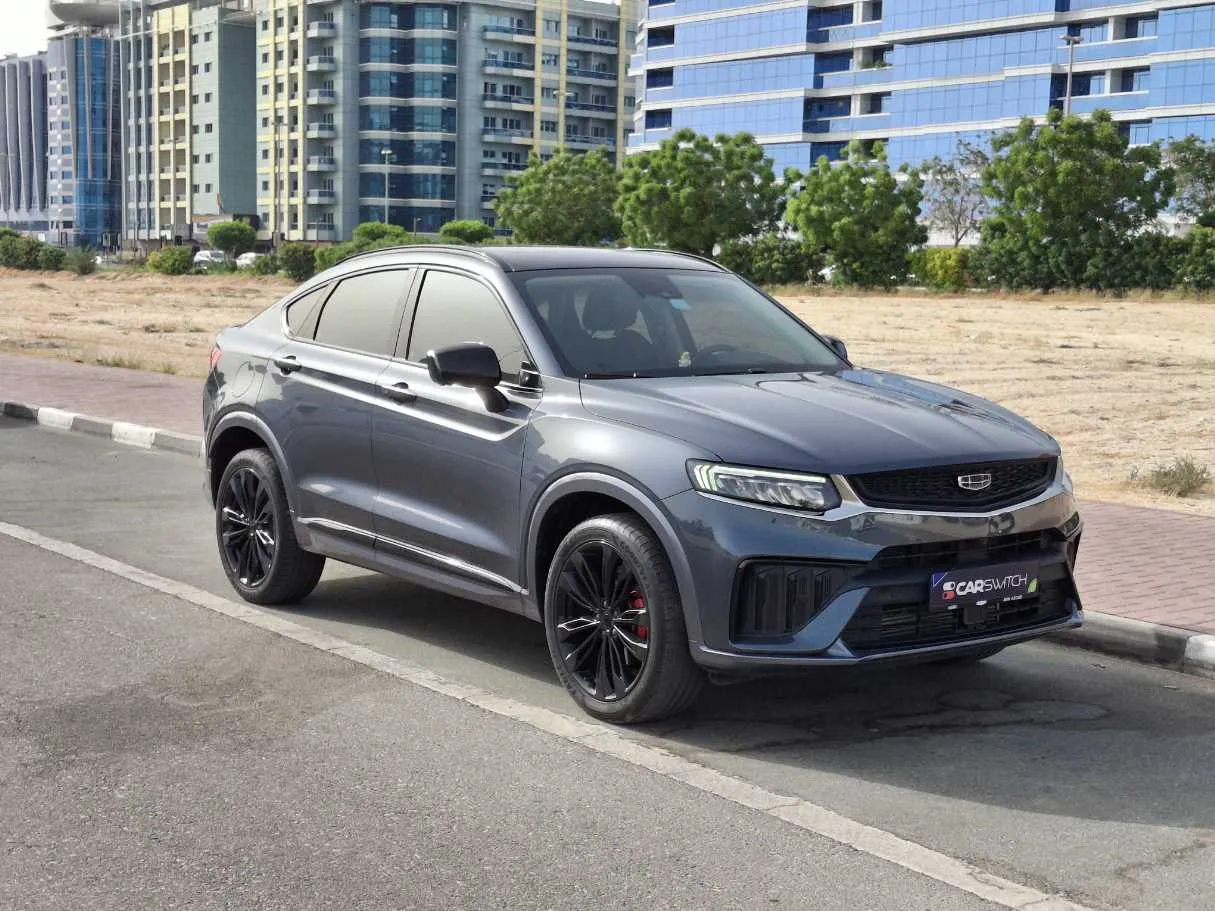 Car image 3