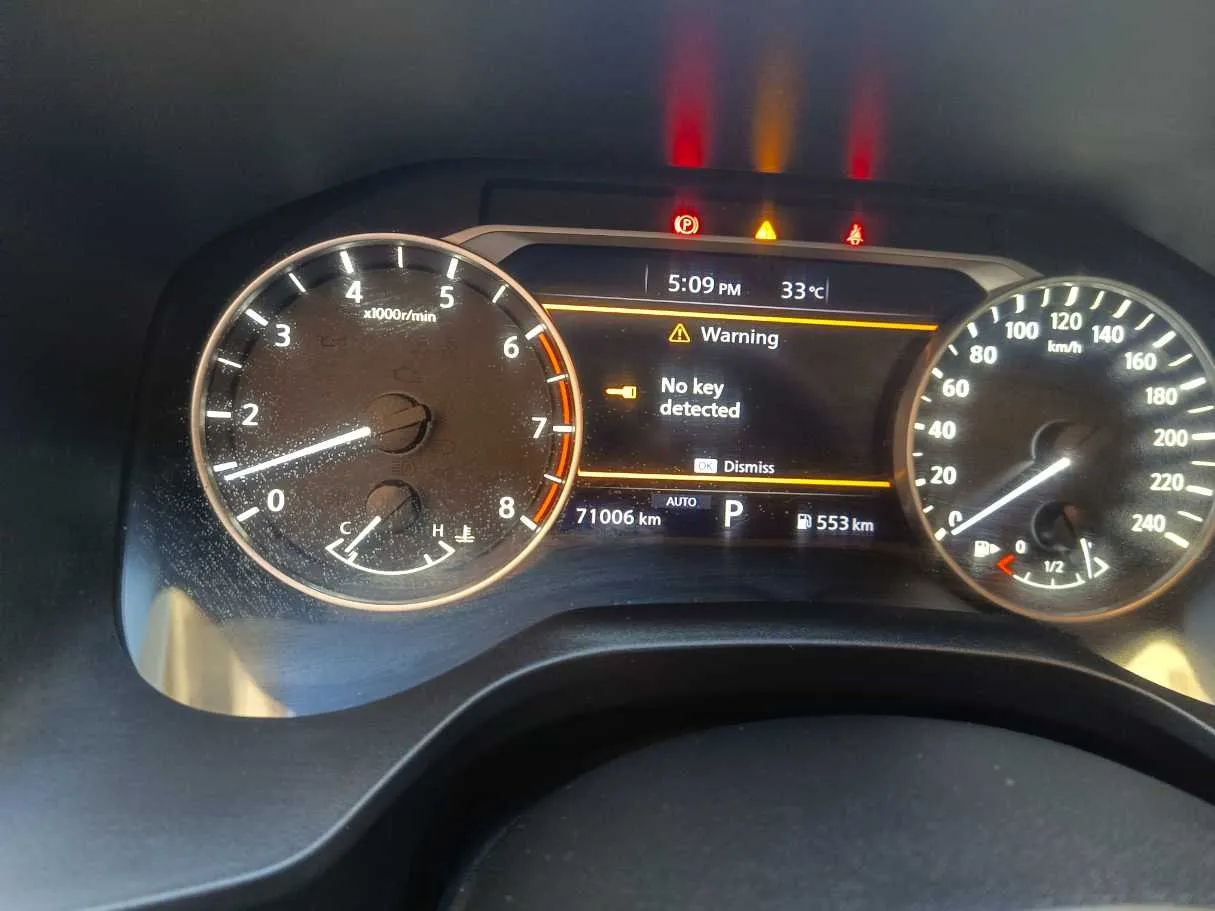 Car image 26