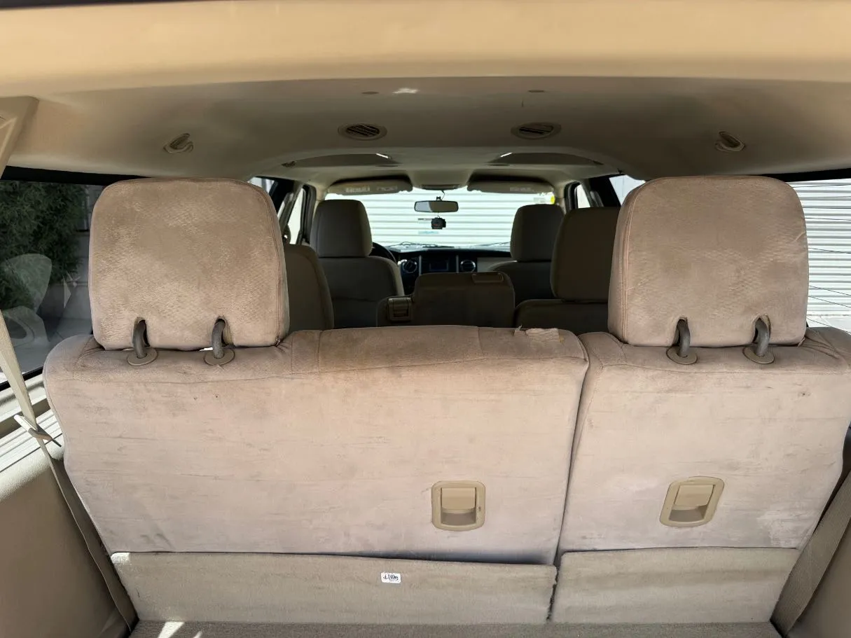 Car image 23