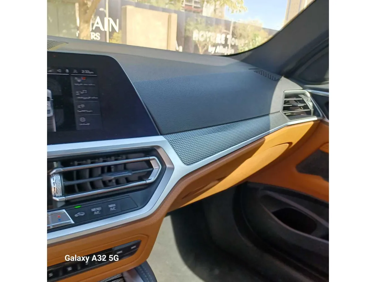 Car image 23