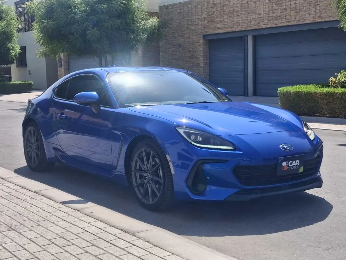 Car image 3