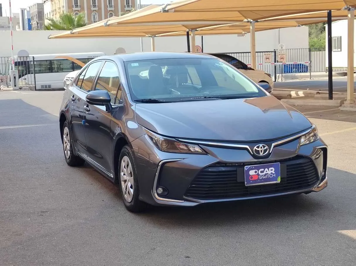 Car image 3