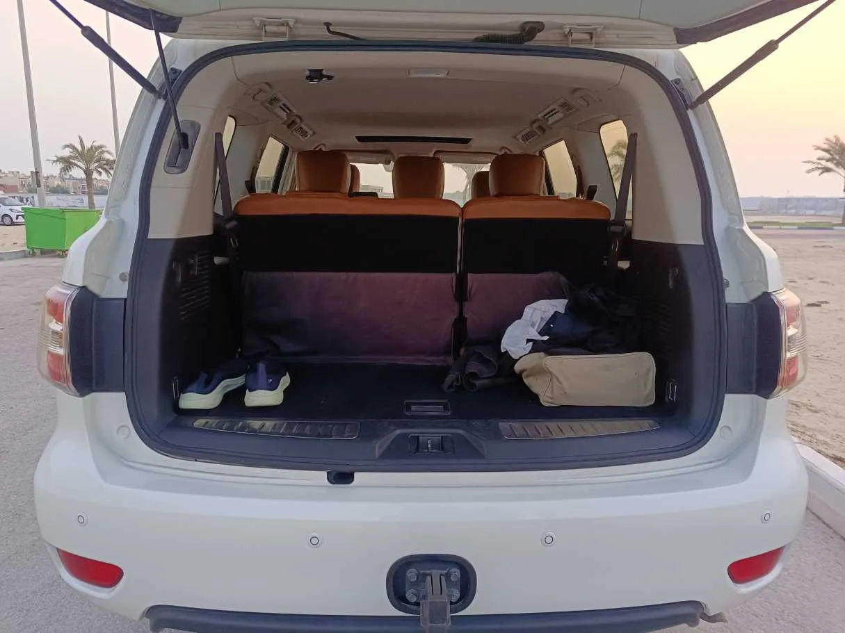 Car image 29