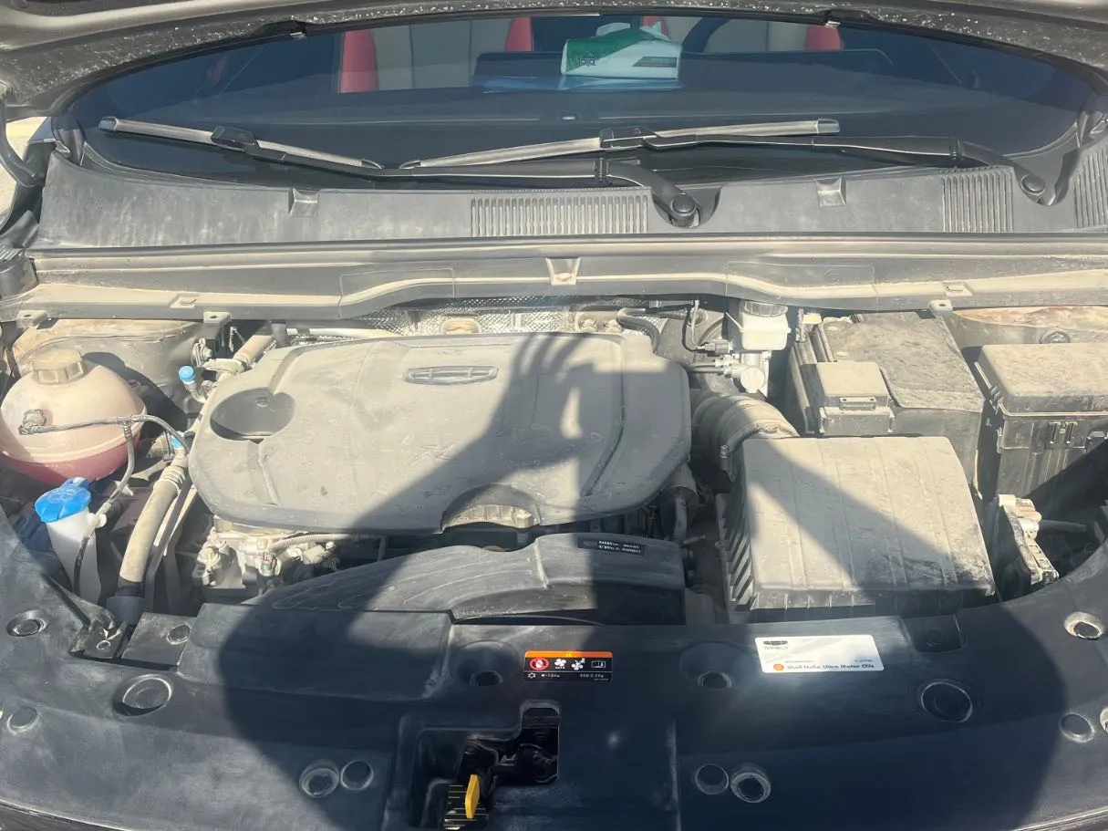 Car image 17
