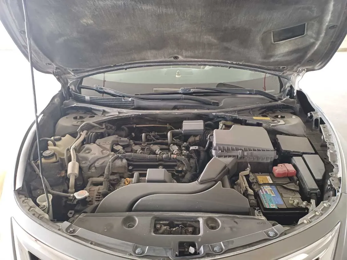 Car image 20