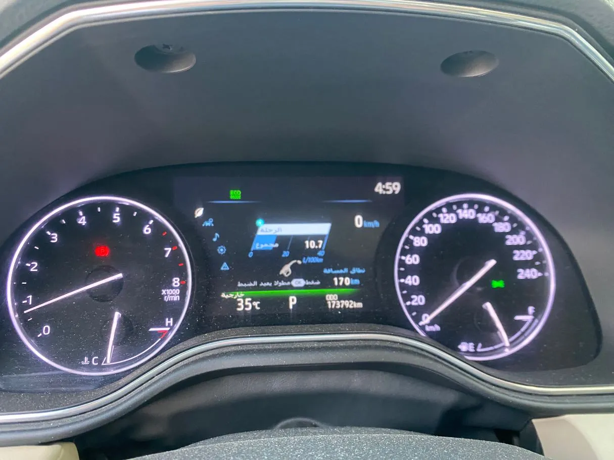 Car image 20