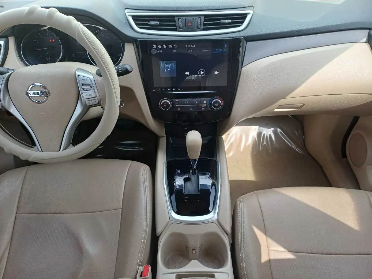 Car image 15