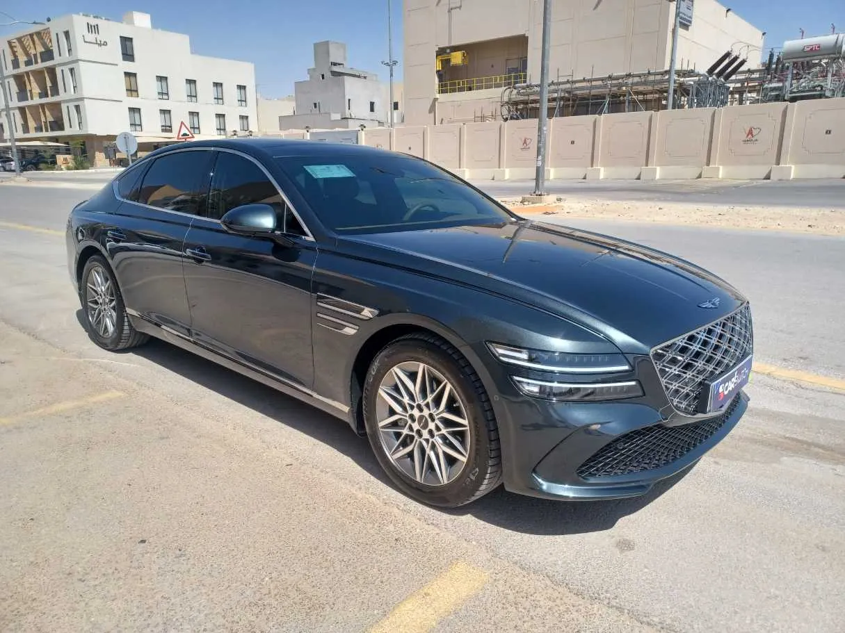 Car image 3