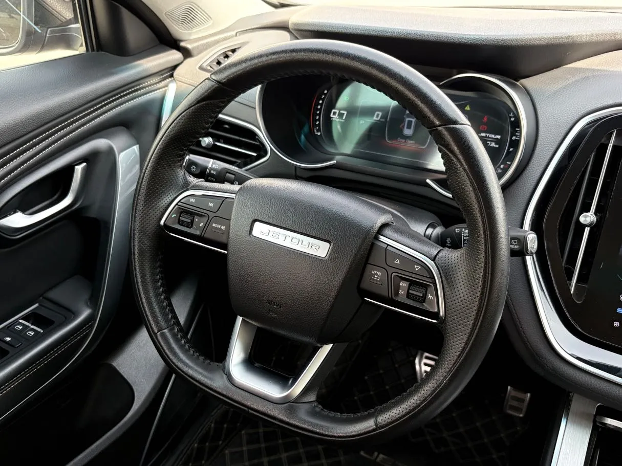 Car image 21