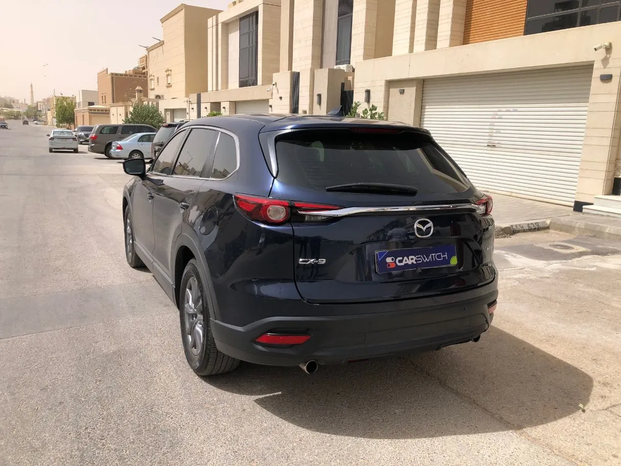 Car image 7