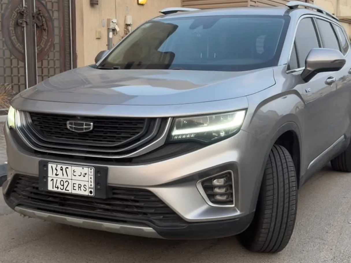 Car image 2