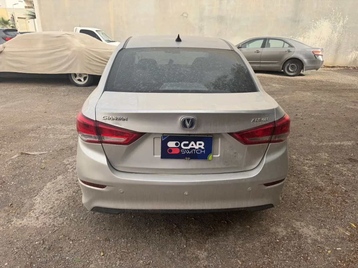 Car image 6