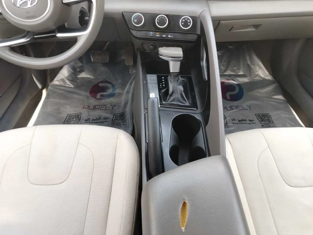 Car image 22