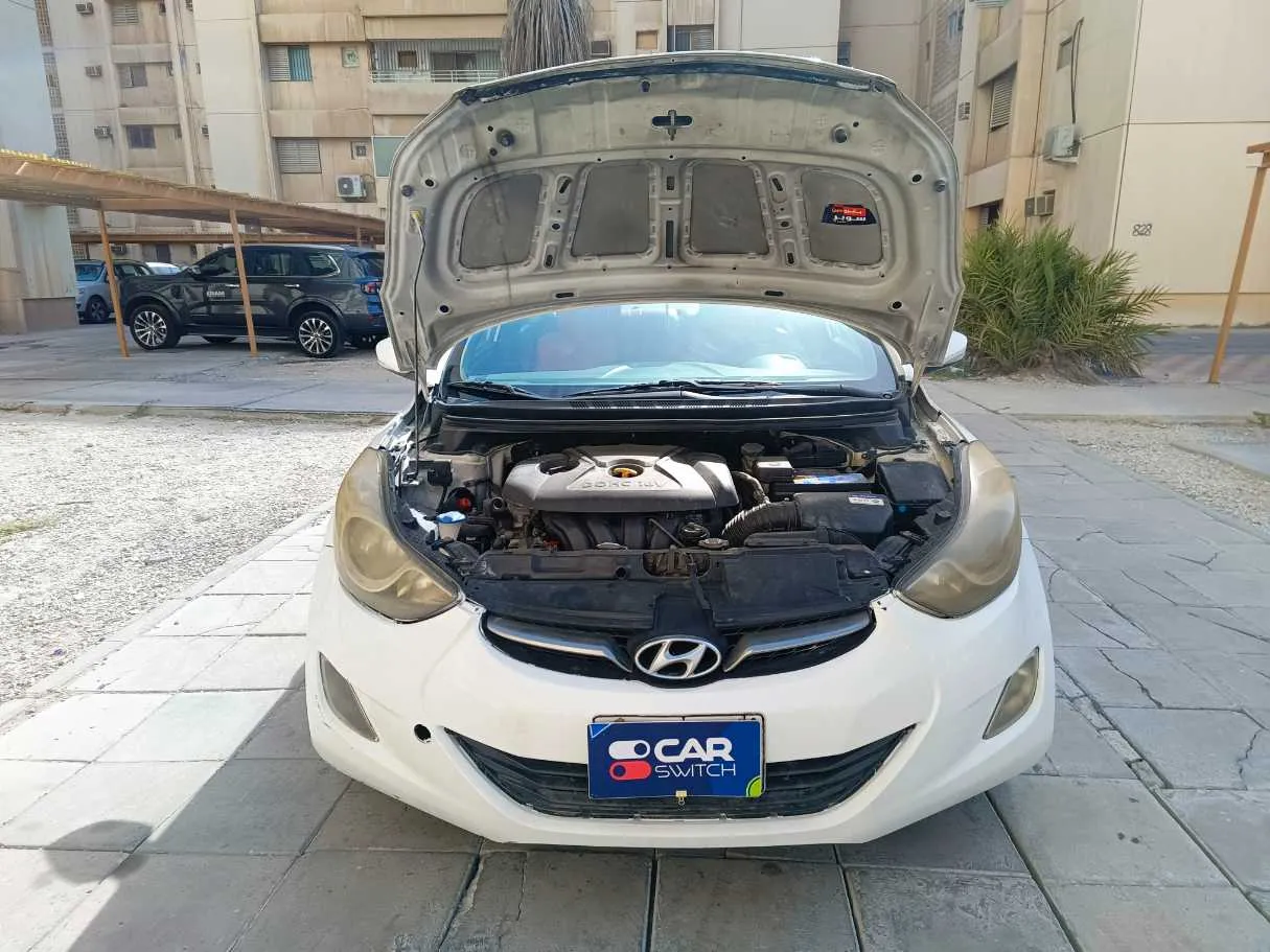 Car image 27
