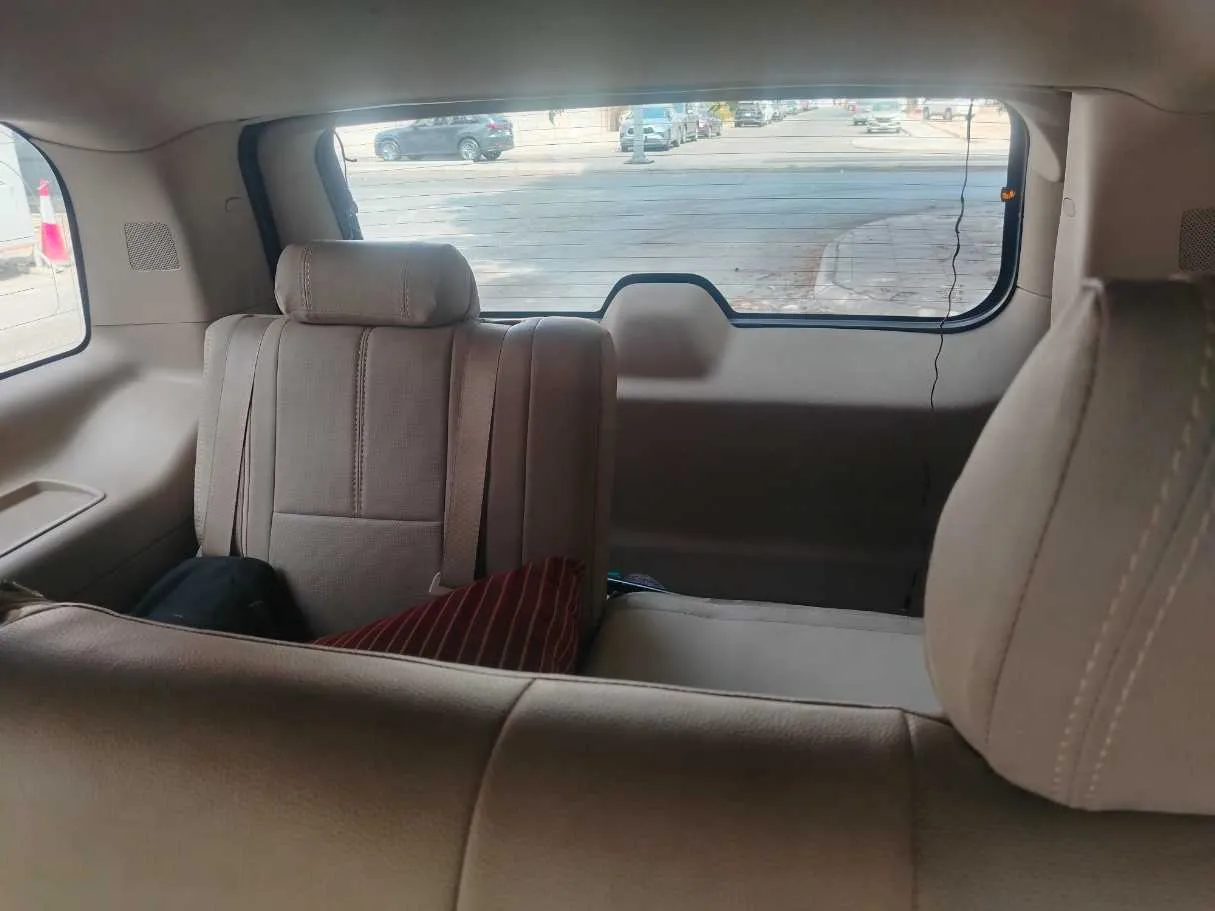 Car image 29