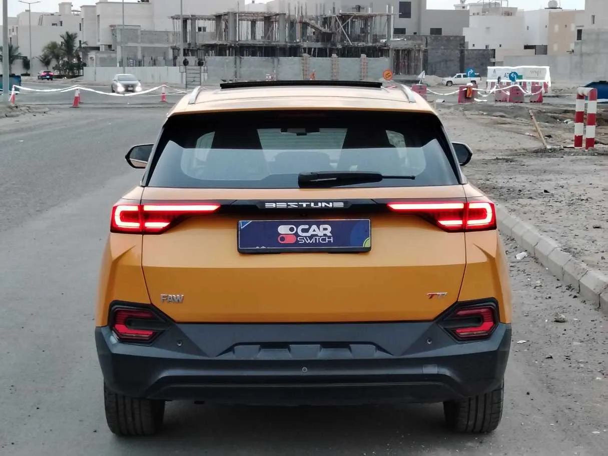 Car image 6