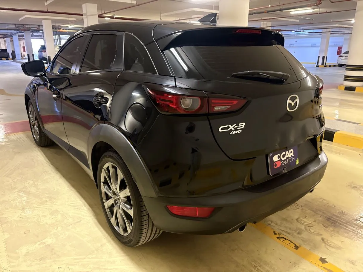 Car image 7