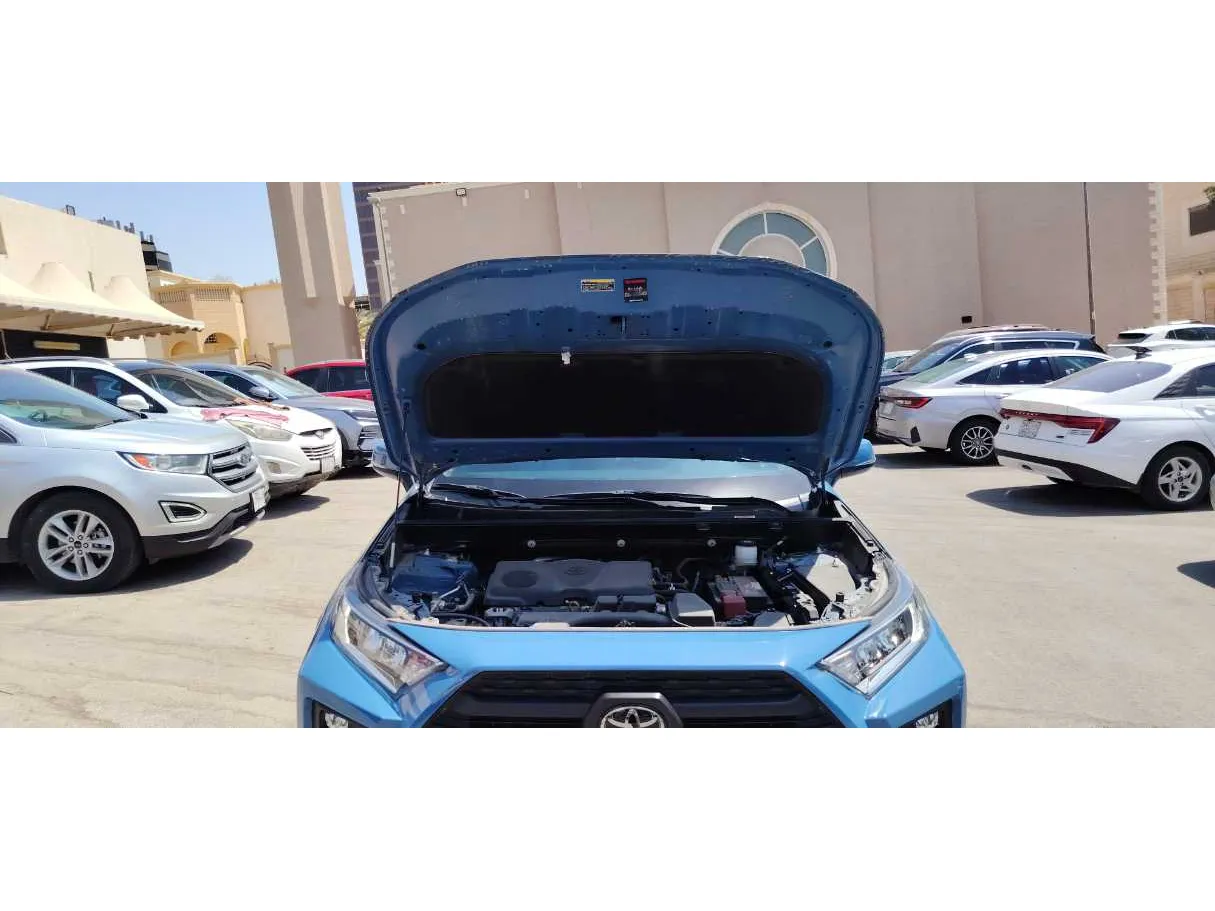 Car image 29