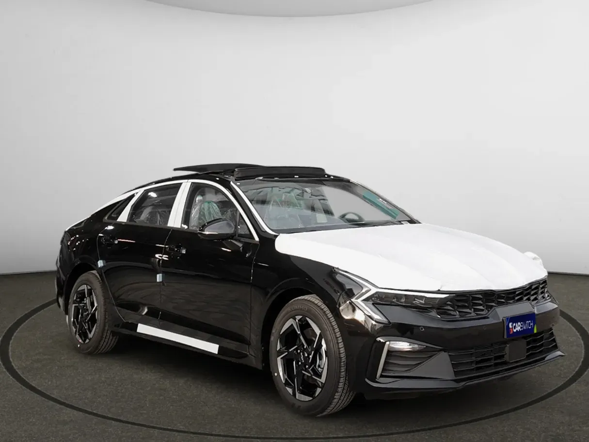 Car image 2