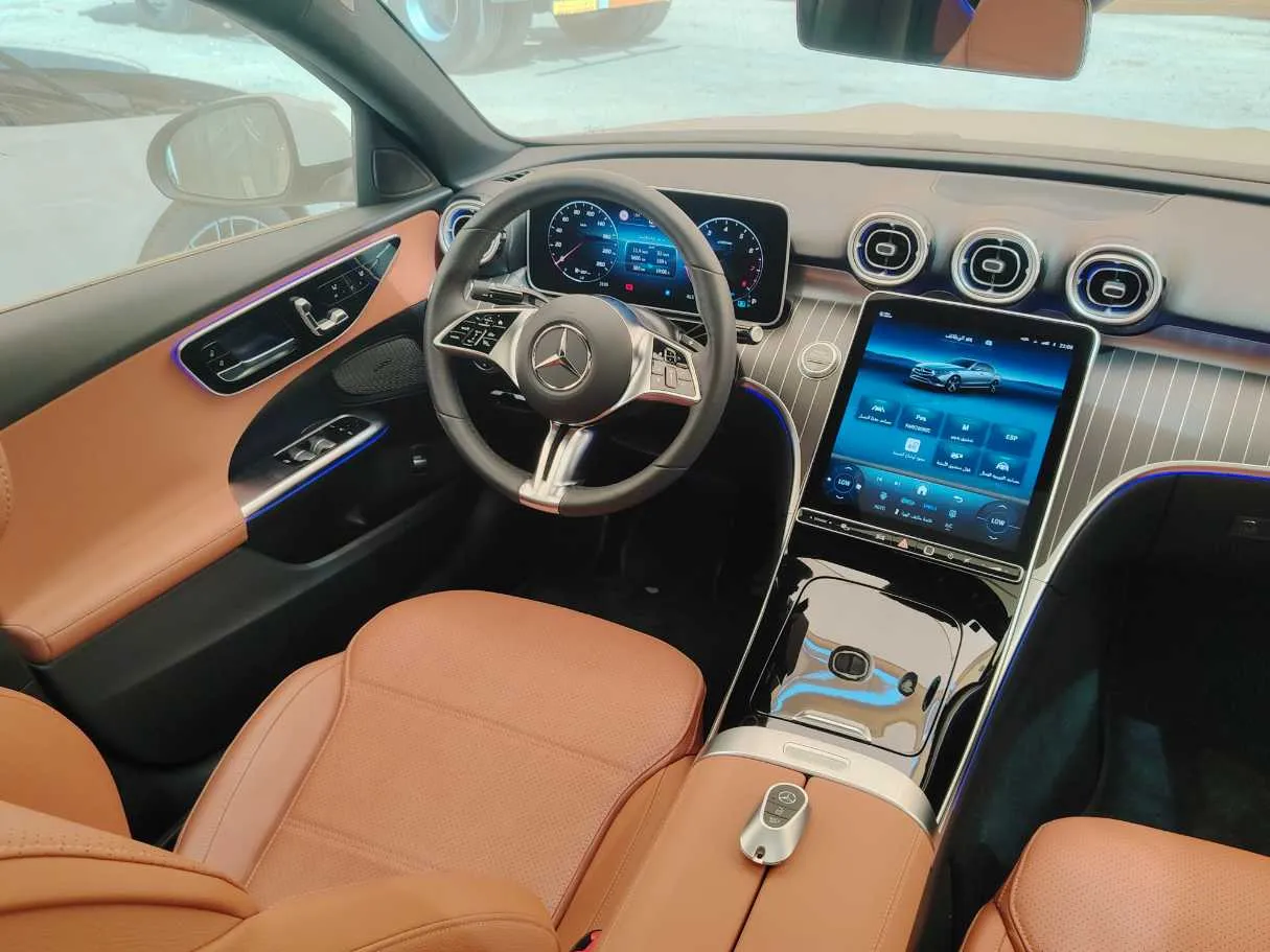 Car image 23