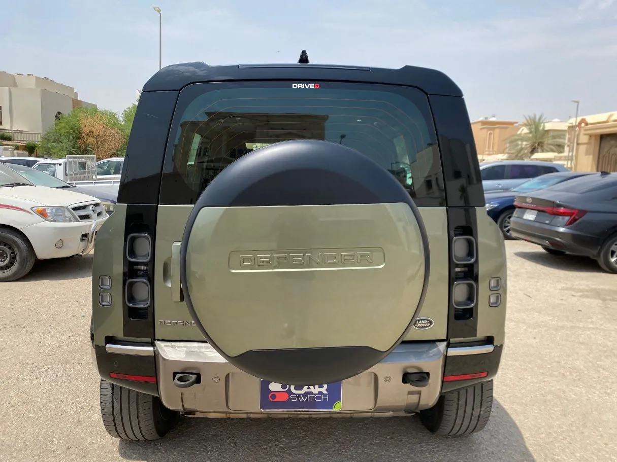Car image 6