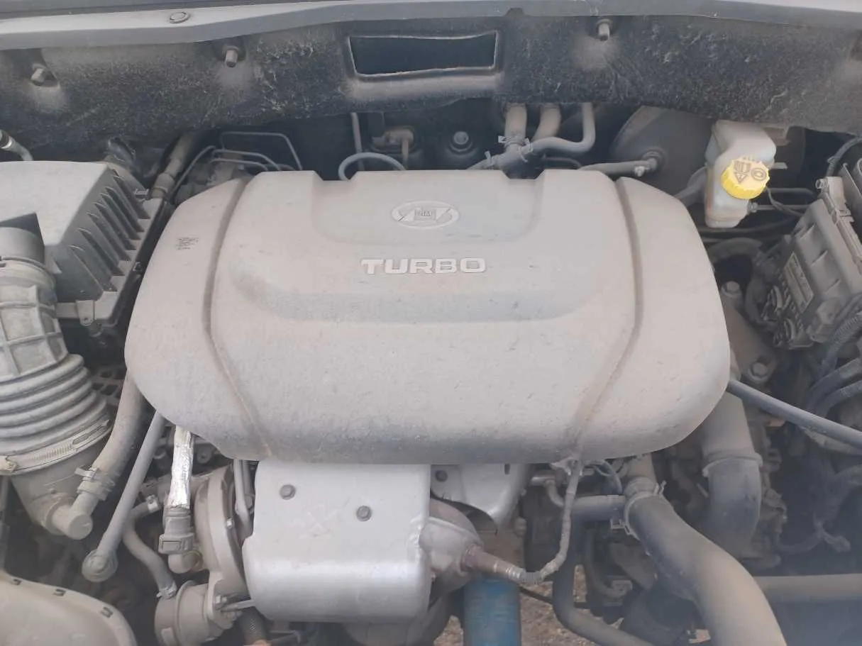 Car image 22